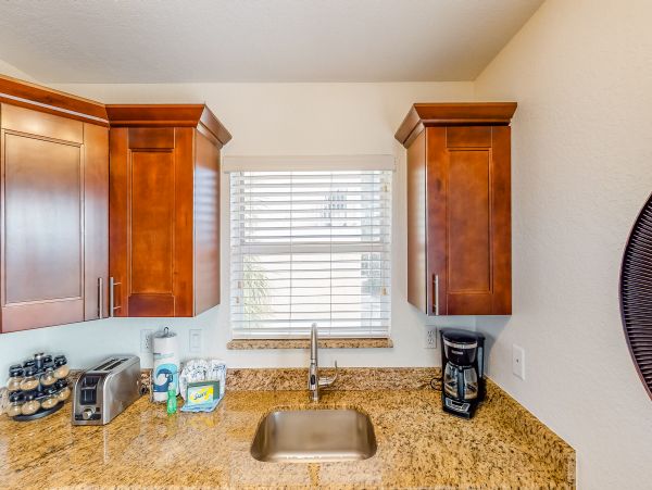 Lovely Duplex Short Walk to Beach