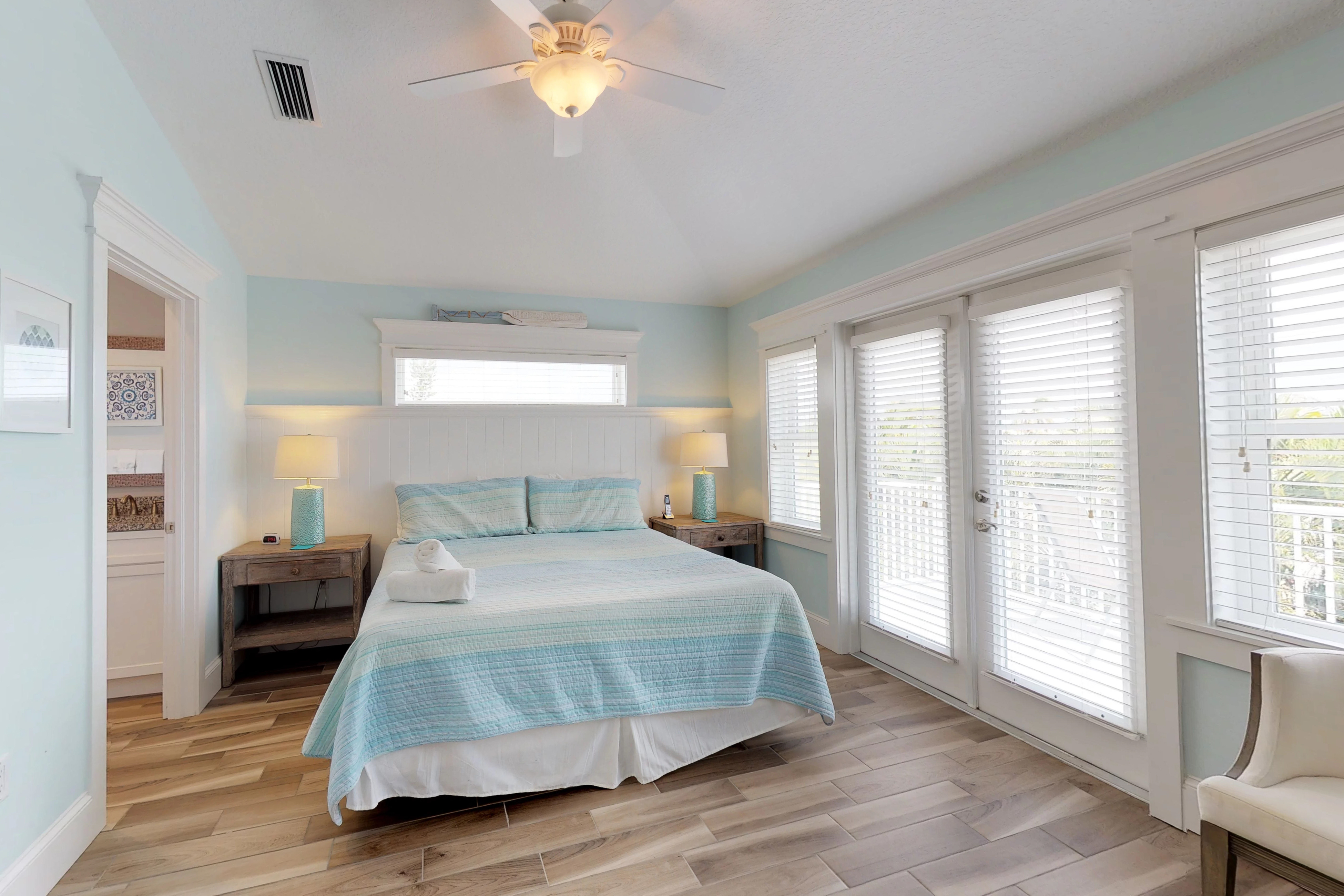 Anna Maria Island Holmes Beach Home 1007623