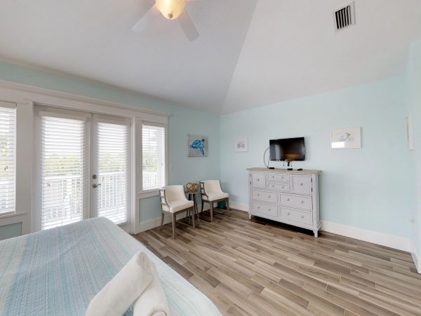 Anna Maria Island Holmes Beach Home 1007623