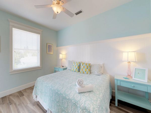 Anna Maria Island Holmes Beach Home 1007623