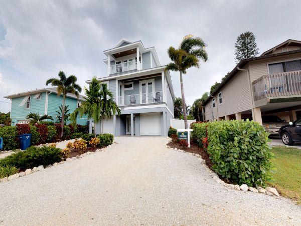 Anna Maria Island Holmes Beach Home 1007623