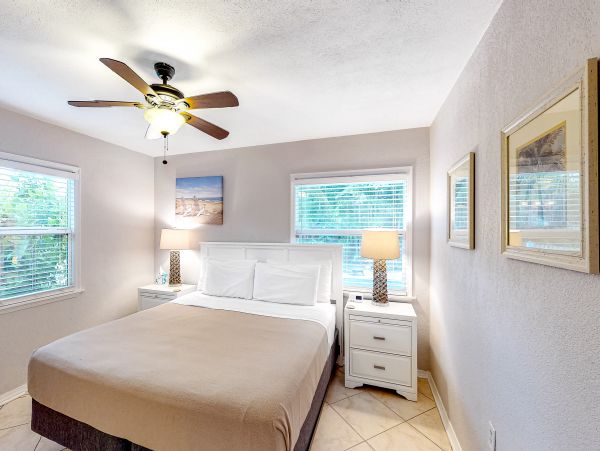 Holmes Beach Single Level Duplex with Private Pool Short Walk to Beach