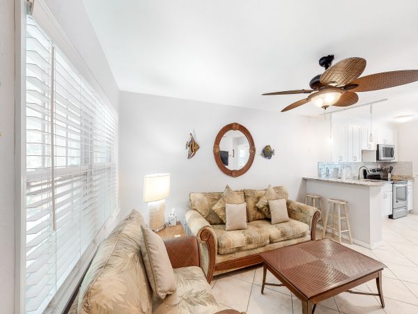 Anna Maria Island Holmes Beach Home 1007625