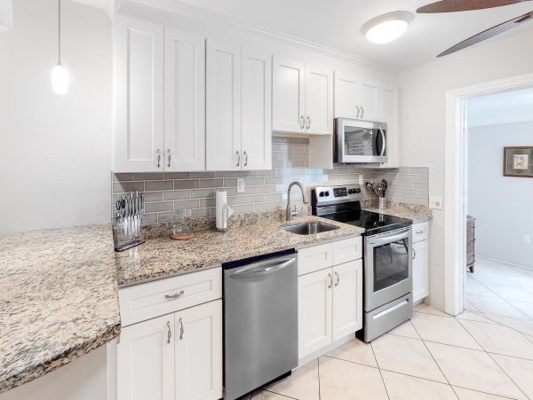 Anna Maria Island Holmes Beach Home 1007625