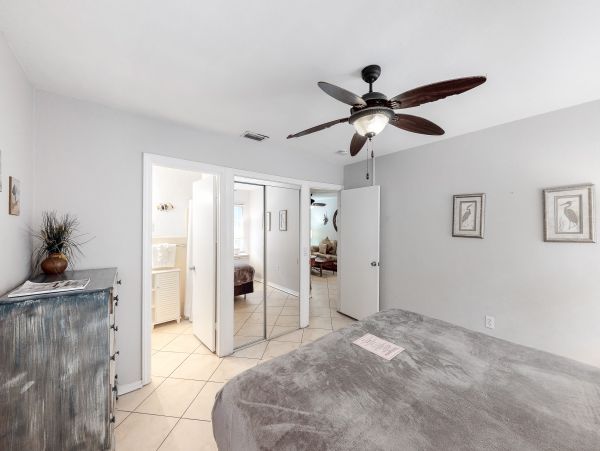 Anna Maria Island Holmes Beach Home 1007625