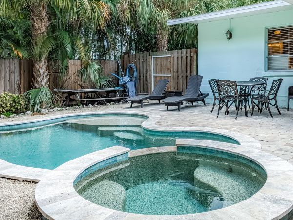 Anna Maria Island Holmes Beach Home 1007625