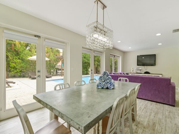 Anna Maria Island Holmes Beach Home 1007627
