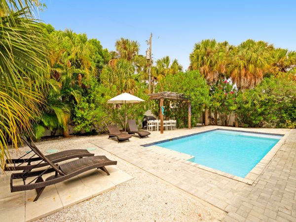 Anna Maria Island Holmes Beach Home 1007627