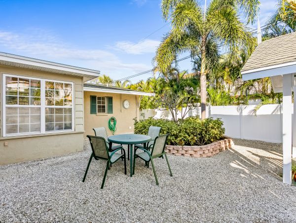 Anna Maria Island Holmes Beach Home 1007629