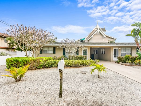 Anna Maria Island Holmes Beach Home 1007629