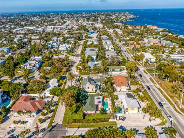 Anna Maria Island Holmes Beach Home 1007629