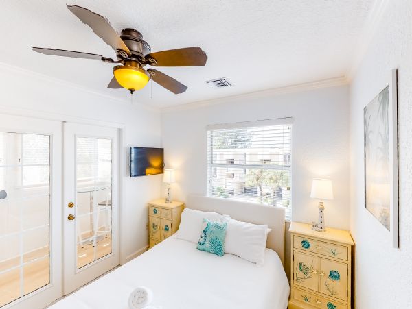 Anna Maria Island Holmes Beach Home 1007630