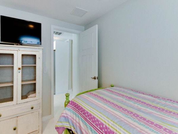 Anna Maria Island Holmes Beach Home 1007632
