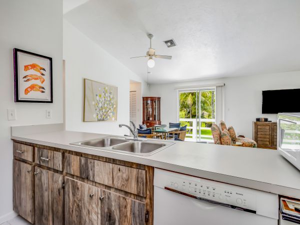 Bonita Springs Home 1007636