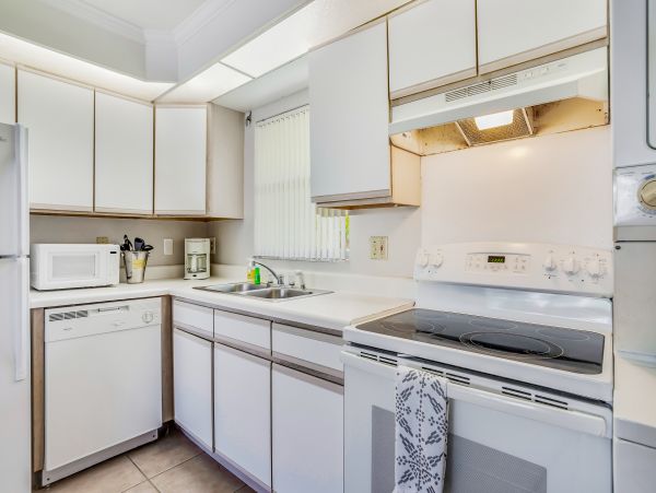 Bonita Springs Home 1007636