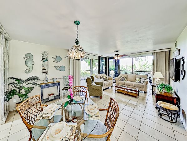 Bonita Springs Home 1007637