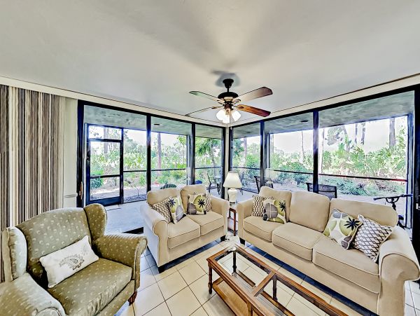 Bonita Springs Home 1007637