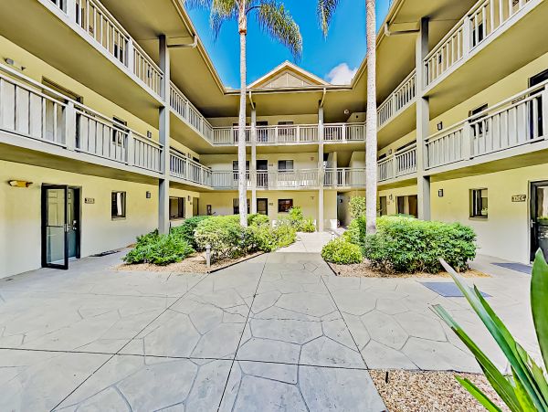 Bonita Springs Home 1007637