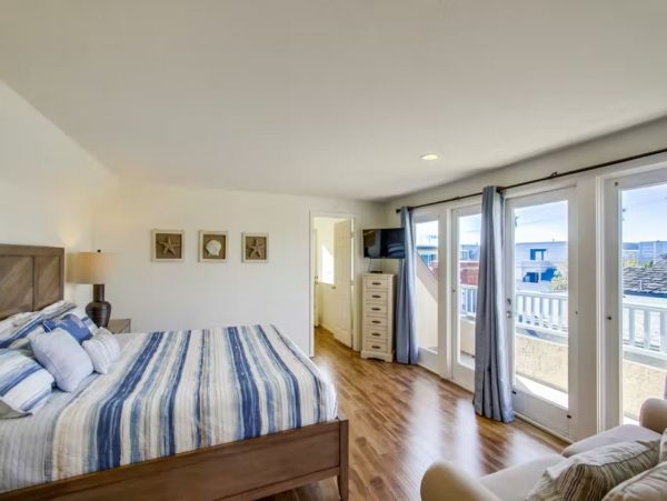San Diego Lovely Vacation Home 15 Guests