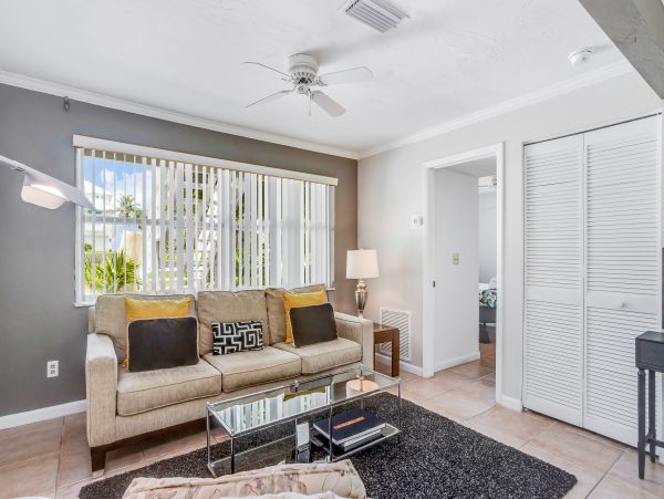 Bonita Springs Home 1007639