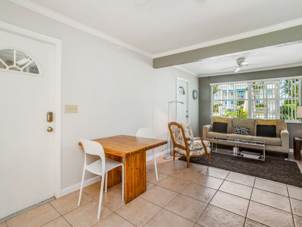Bonita Springs Home 1007639