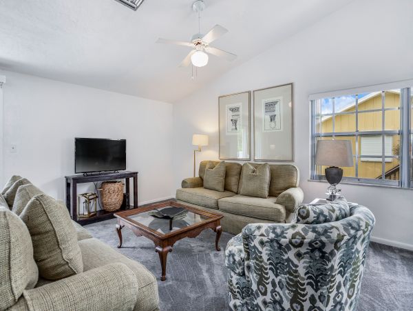 Bonita Springs Home 1007640