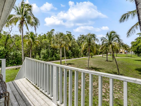 Bonita Springs Home 1007640