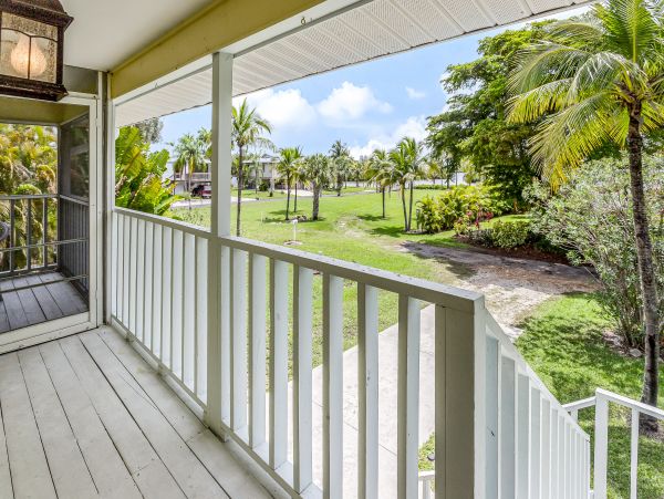 Bonita Springs Home 1007640