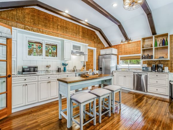 Beautiful Bonita Springs Vacation Home 3 Bedrooms Sleeps 6