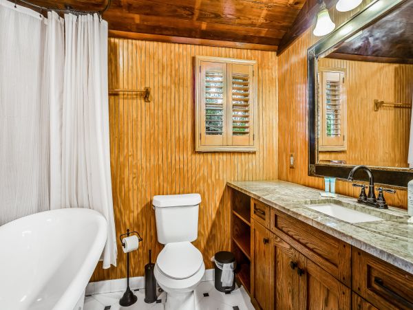 Beautiful Bonita Springs Vacation Home 3 Bedrooms Sleeps 6