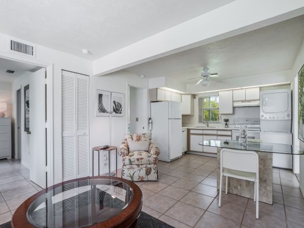 Bonita Springs Home 1007643
