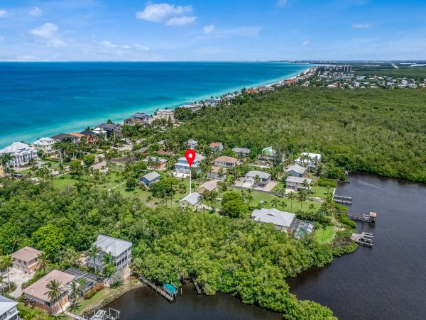 Bonita Springs Home 1007643