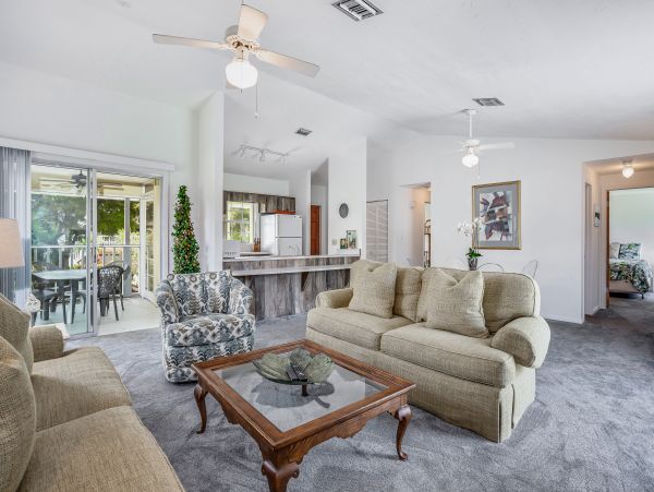 Bonita Springs Home 1007644