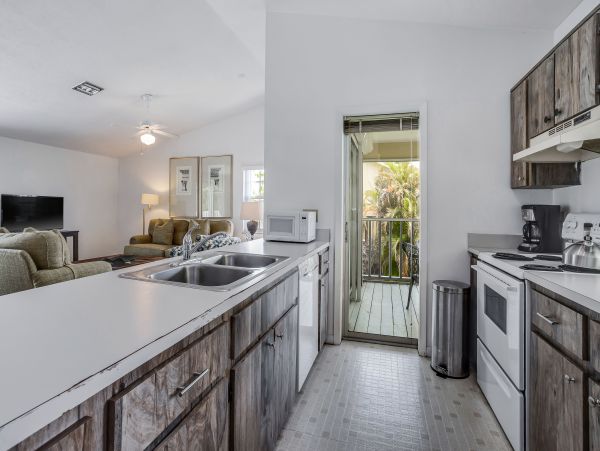 Bonita Springs Home 1007644