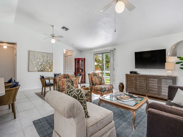 Bonita Springs Home 1007645