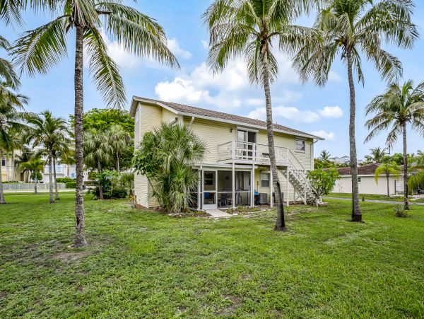 Bonita Springs Home 1007645
