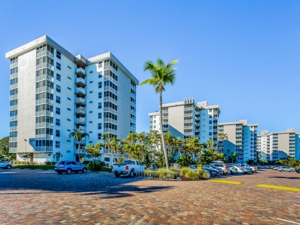 Bonita Springs Condo 1007647