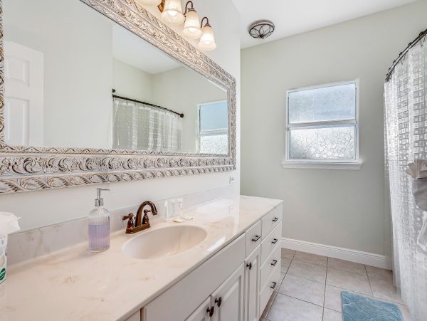 Bonita Springs Home 1007648