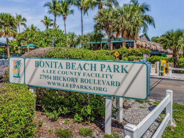 Bonita Springs Home 1007650