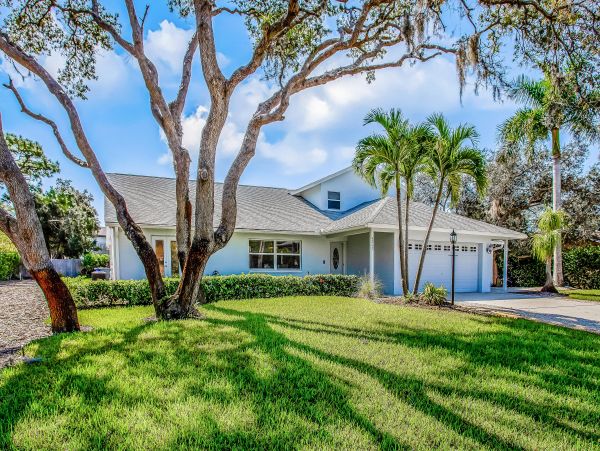 Bonita Springs Home 1007651