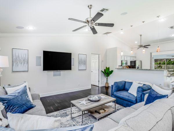 Bonita Springs Home 1007651