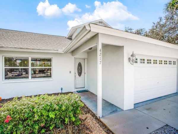 Bonita Springs Home 1007651
