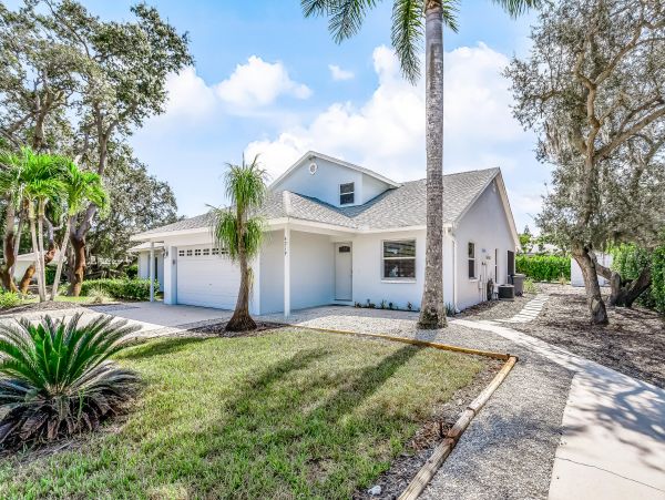 Bonita Springs Home 1007651