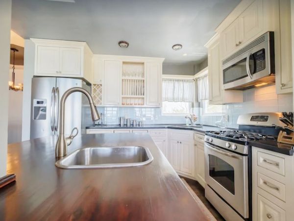 Walk to Beach Ambergris Caye Vacation Villa Three Bedroom