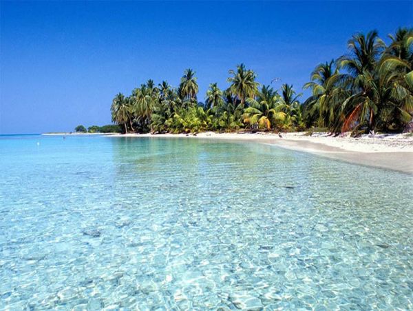 Walk to Beach Ambergris Caye Vacation Villa Three Bedroom
