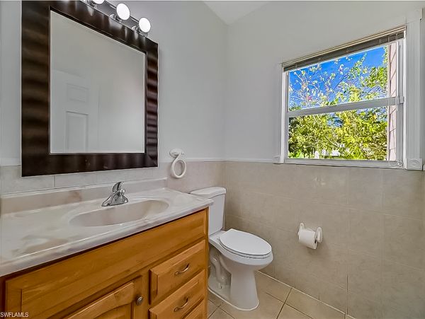 Bonita Springs Home 1007656