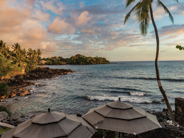 Kailua-Kona Luxury Oceanfront Retreat with Pool and Spa