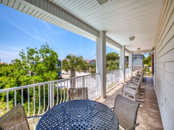 Destin Lovely Five Bedroom Vacation Home with Pool