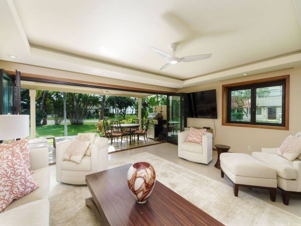 Ocean Views Lahaina Vacation Townhome Two Bedroom