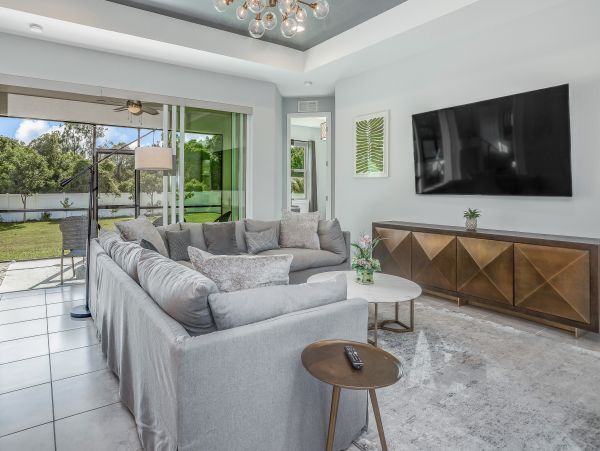 Bonita Springs Home 1007665
